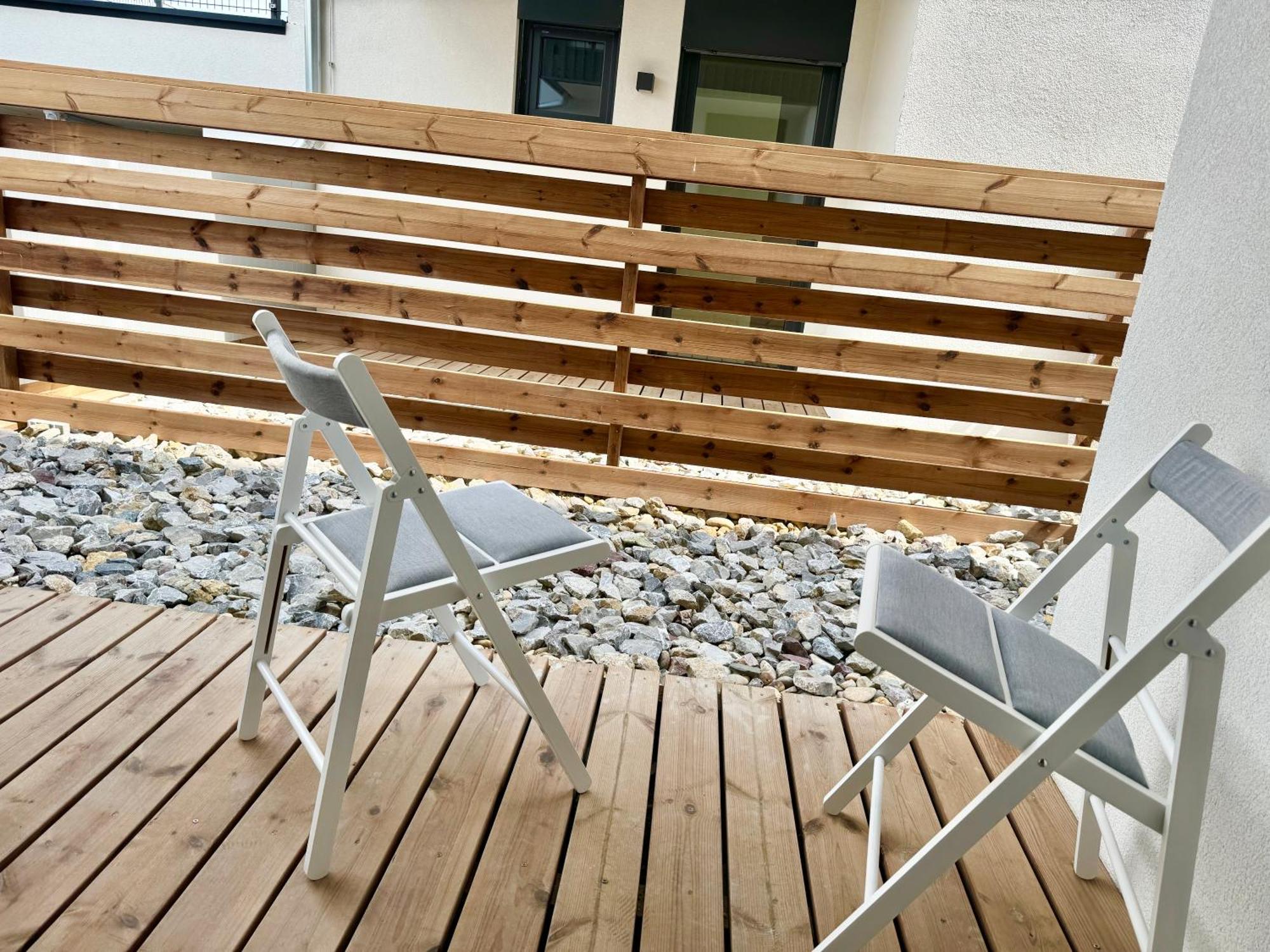 Modern Apartment With Balcony & Free Parking - Nearby Metro Vienna Esterno foto
